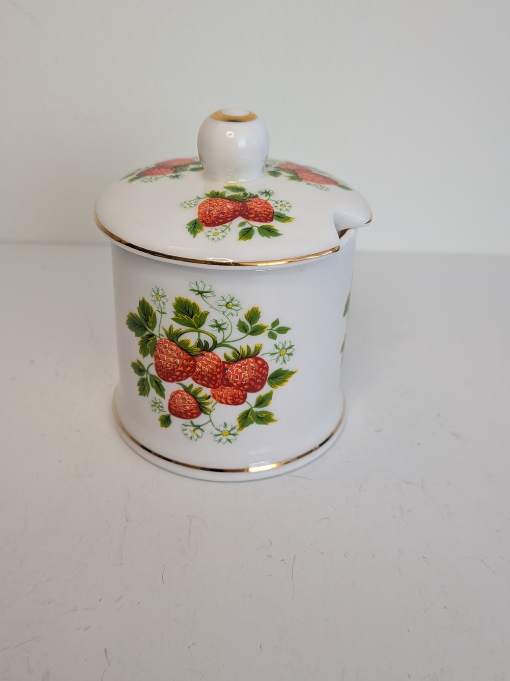 Vintage Fortnum & Mason Lidded Strawberry Jam Jelly Pot Jar Porcelain Gold Trim